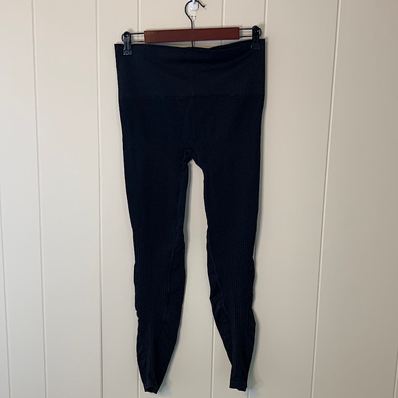 Blanqi Sport Support Hipster Contour Legging Black Size Medium - Picture 2 of 7